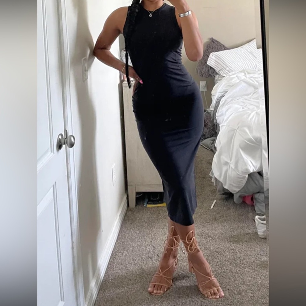 lululemon all aligned ribbed midi dress in true navy size 2